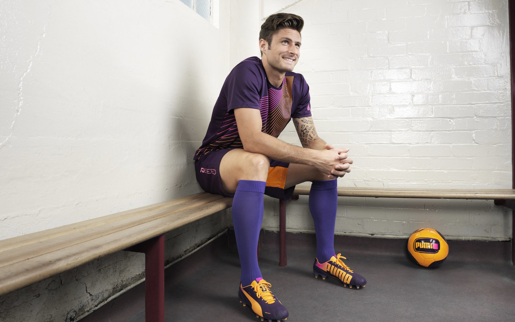 五大联赛0胜队伍减少，热那亚门兴获首胜。，热那亚主场