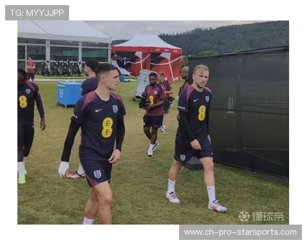 欧洲杯训练营专注细节调整，团队默契提升明显