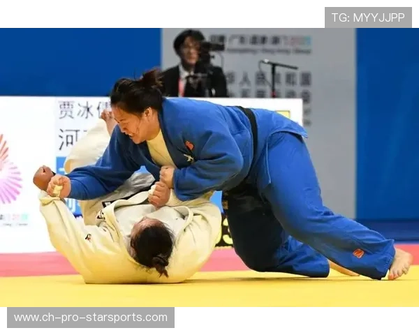 柔道赛场再现快速一本