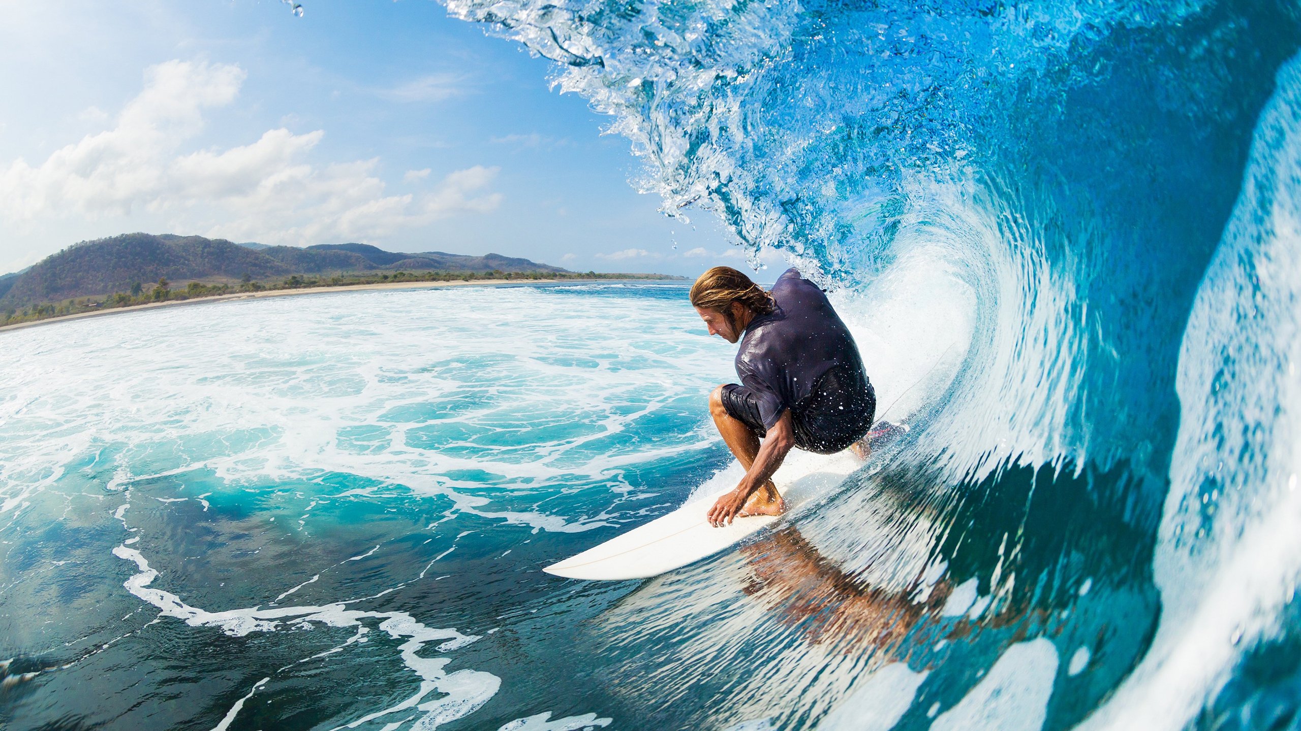 欧冠焦点：皇马淘汰赛首回合险胜拜仁，次回合悬念十足，皇马将迎欧冠生死战